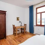 Künstlerzimmer Im Kulturhaus Häselburg