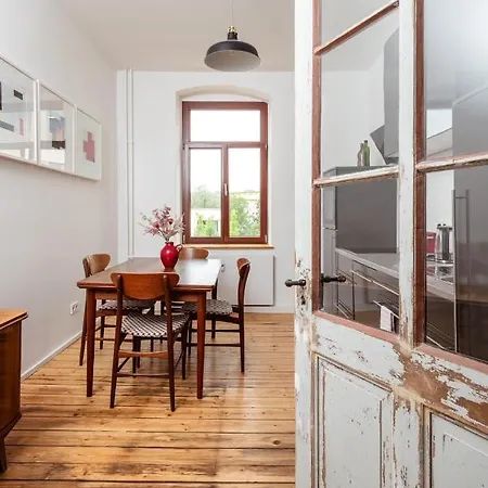 Kuenstlerzimmer Im Kulturhaus Haeselburg Guest house *