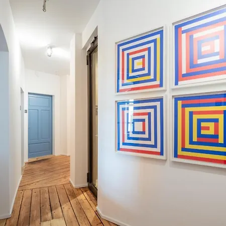 Kuenstlerzimmer Im Kulturhaus Haeselburg Guest house Gera