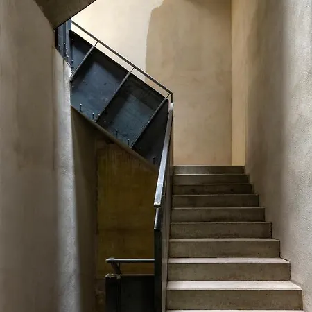 Kuenstlerzimmer Im Kulturhaus Haeselburg *