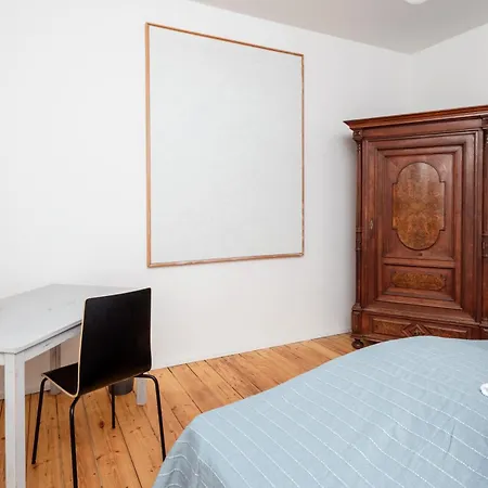 Kuenstlerzimmer Im Kulturhaus Haeselburg