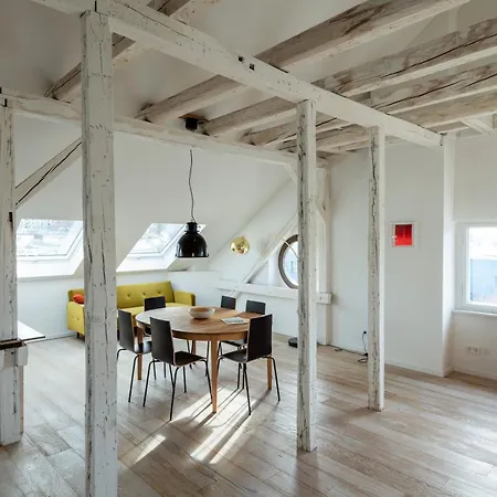 Guest house Kuenstlerzimmer Im Kulturhaus Haeselburg Gera