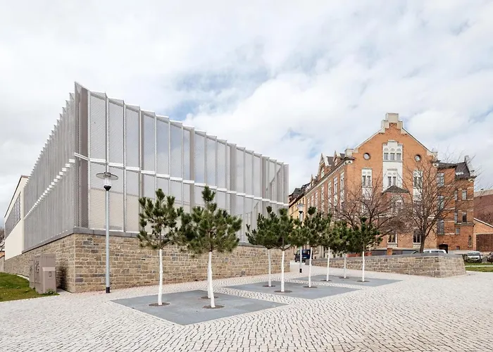 Kuenstlerzimmer Im Kulturhaus Haeselburg Vendégház