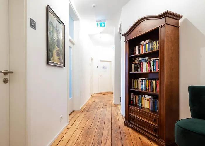 Kuenstlerzimmer Im Kulturhaus Haeselburg Vendégház