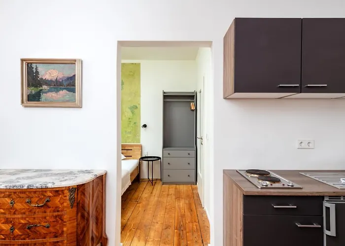 Gasthof Künstlerzimmer Im Kulturhaus Häselburg